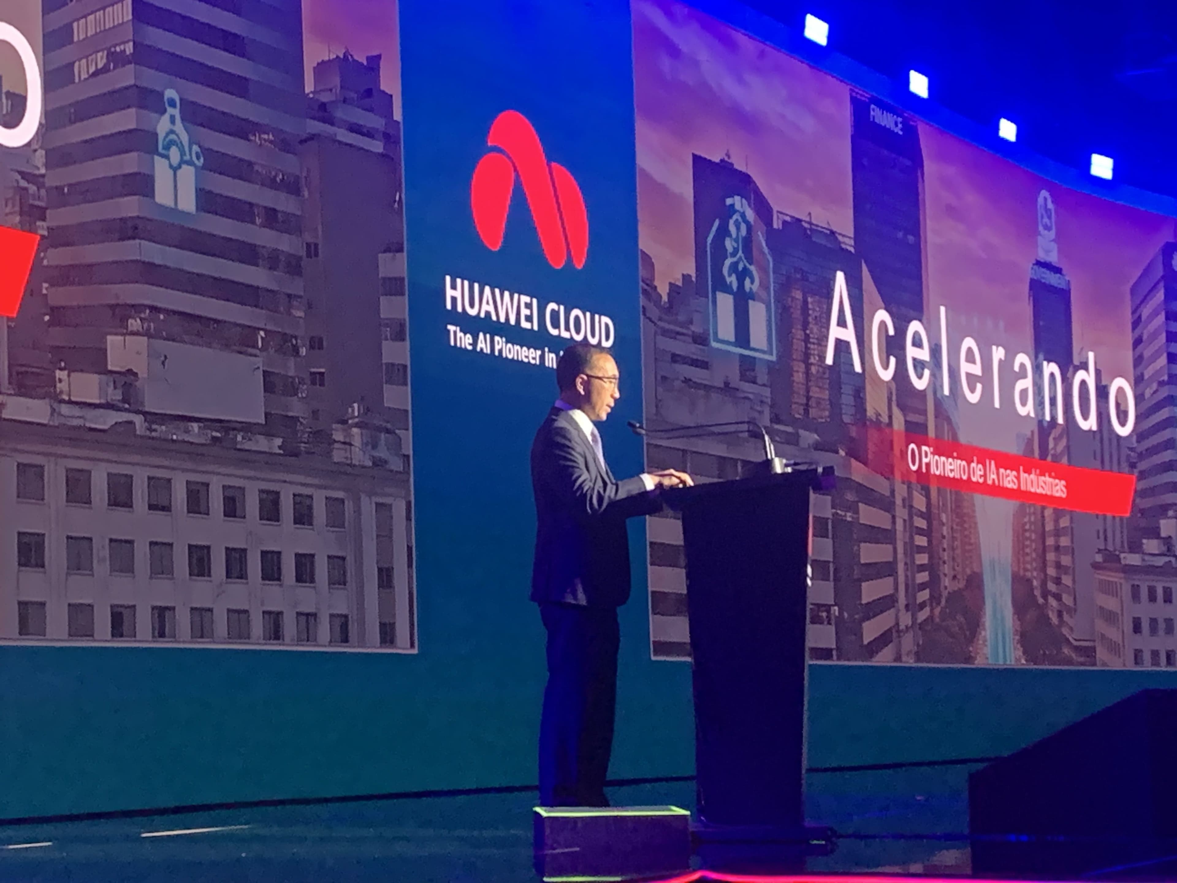 Huawei Cloud dobra receita no Brasil e lança novas soluções de IA
